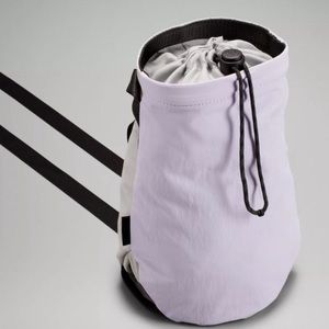 NWT Lululemon Athletica Waterbottle Crossbody Bag 2.5L